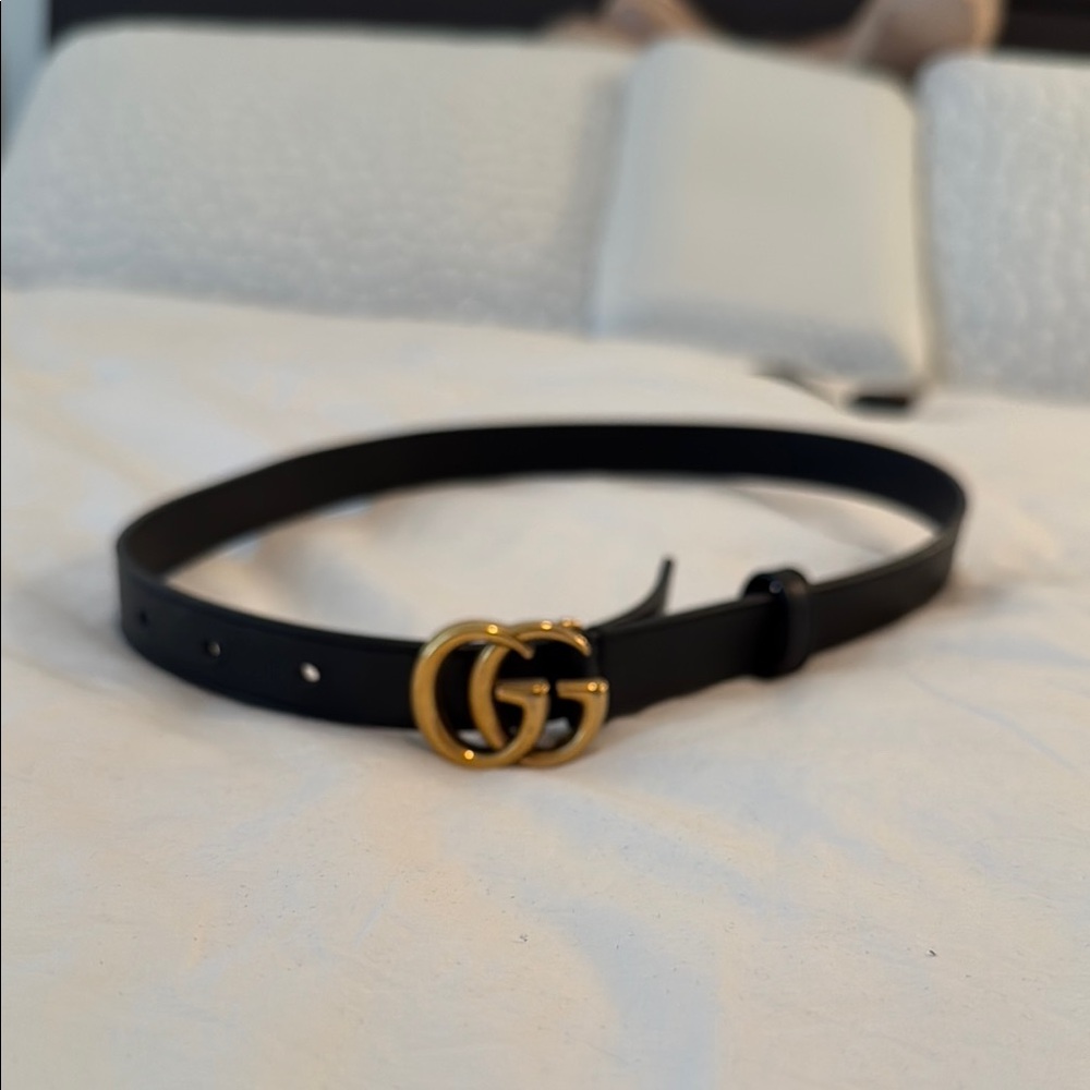 Gucci Black and Gold Leather Belt with Iconic GG Buckle